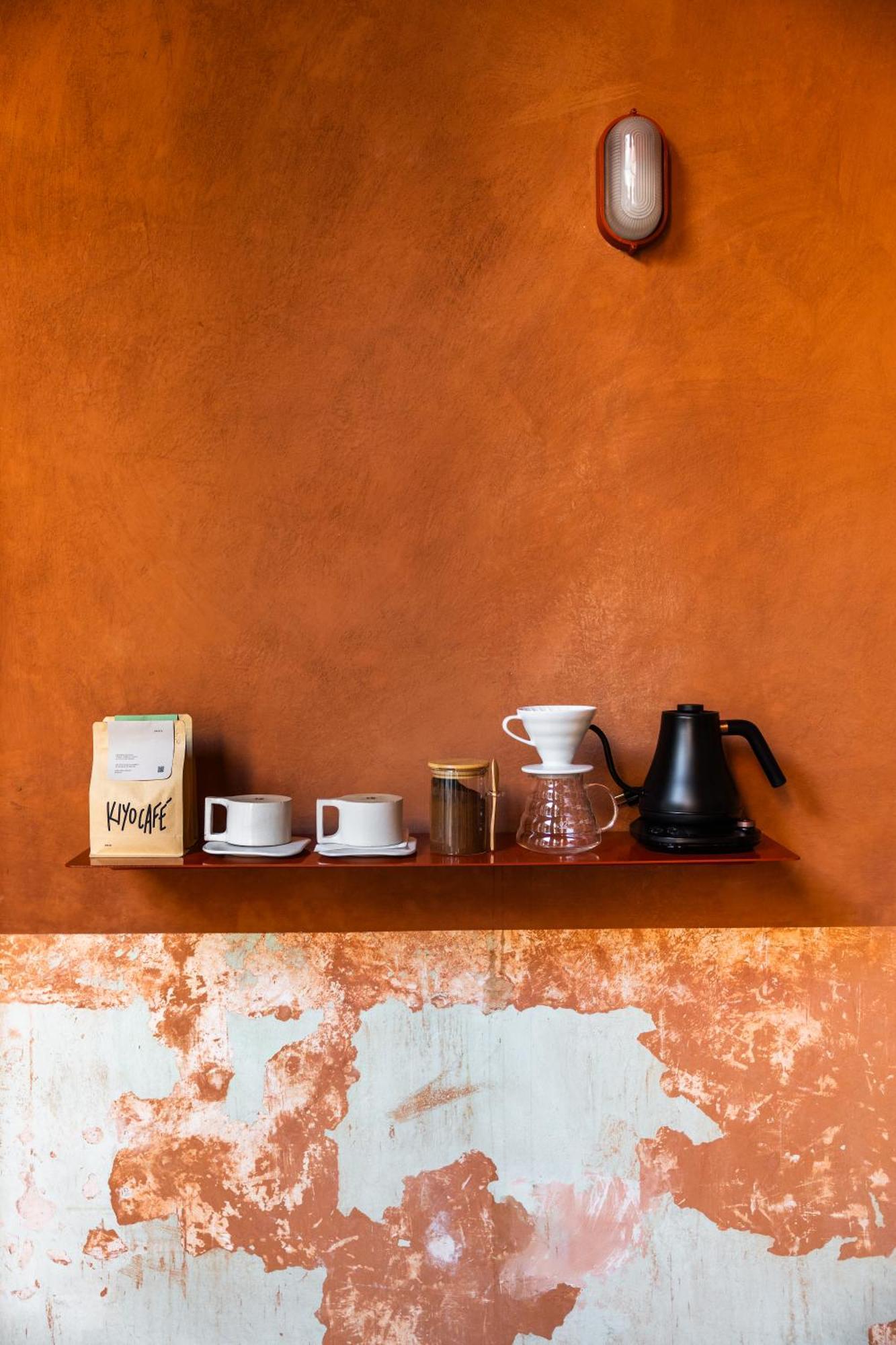 Jr-kiyo Estudios Couette-café Oaxaca
